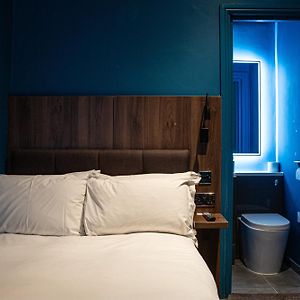 Private Bathroom Single Room